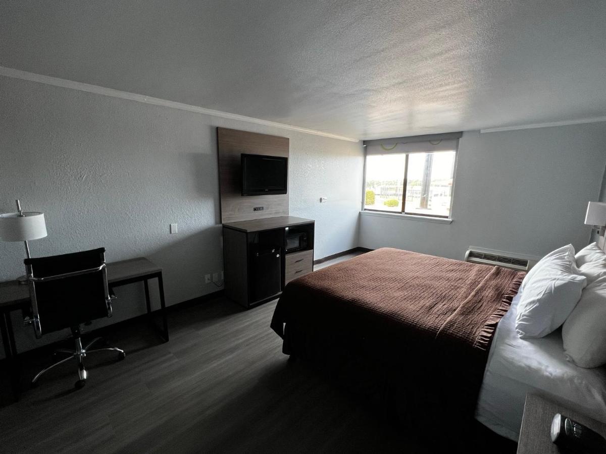 Super 8 By Wyndham Fort Worth Entertainment District Luaran gambar